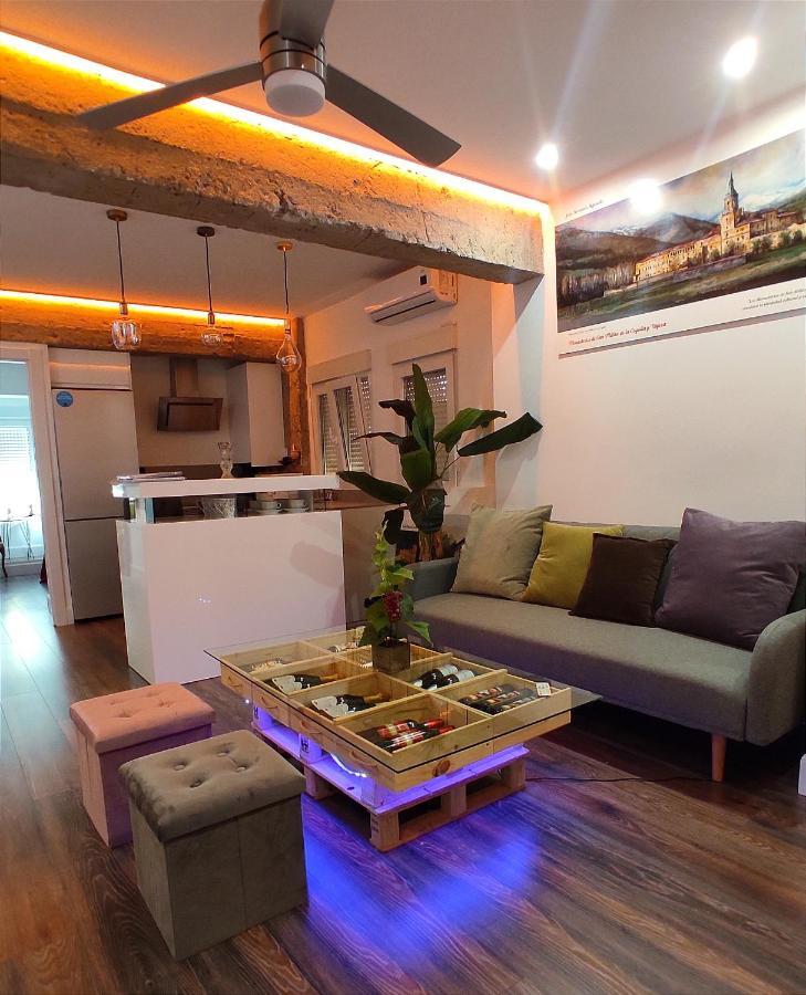 Gran Reserva Suites Centro Alojamiento Entero ログローニョ エクステリア 写真